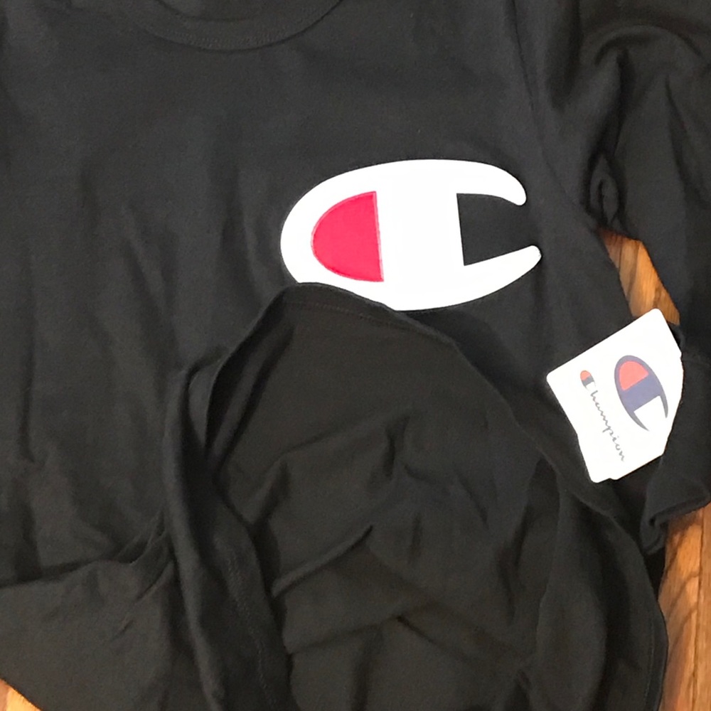 Set of two Champions  (1)T-Shirt & (1)Jacket XS - Picture 12 of 12